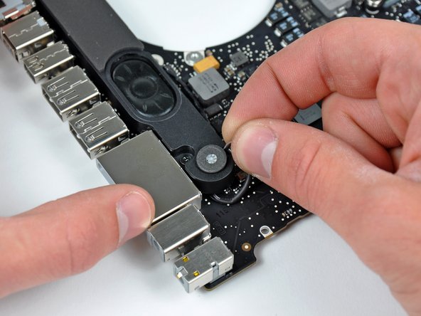 MacBook Pro 15" Unibody Mid 2010 Left Speaker Replacement: step 27, image 1 of 1