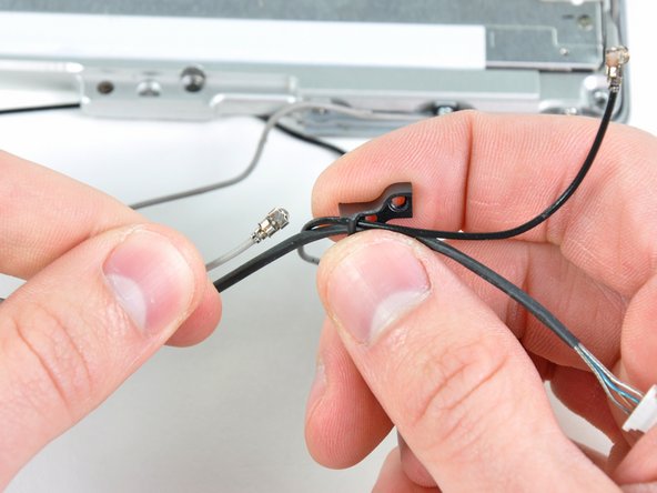 PowerBook G4 Aluminum 17" 1.67 GHz (High-Res) Inverter Cable Replacement: step 56, image 1 of 2