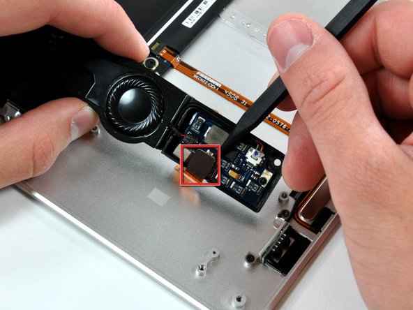 MacBook Air Models A1237 and A1304 Upper Case Replacement: step 36, image 1 of 1