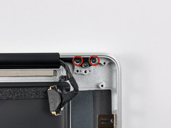 MacBook Pro 15" Unibody Mid 2009 Upper Case Replacement: step 44, image 2 of 2