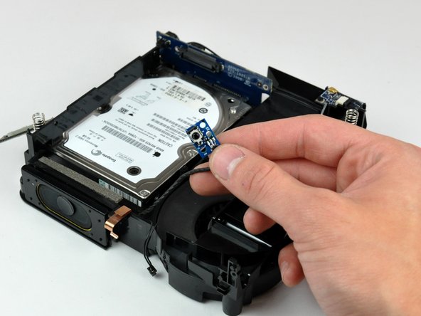 Mac mini Model A1176 IR Board & Cable Replacement: step 22, image 1 of 1