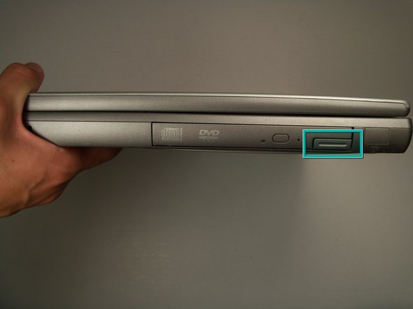 Dell Inspiron 8600 CD-Rom Drive Replacement: step 3, image 1 of 3