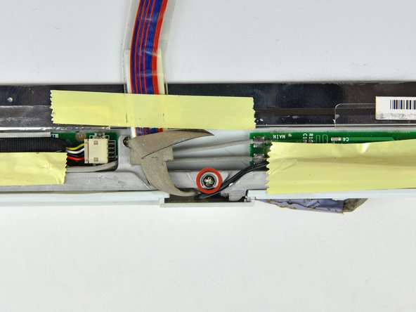 iBook G4 14" 1.42 GHz Display Data Cable Replacement: step 52, image 1 of 1