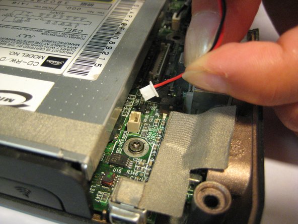 Compaq Evo N1000v Fan Replacement: step 26, image 1 of 1