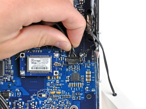 iMac Intel 20" EMC 2105 and 2118 Heat Sinks Replacement: step 23, image 1 of 1