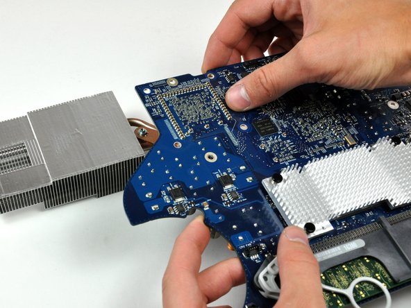 iMac G5 17" Model A1144 Heat Sink Replacement: step 43, image 1 of 1