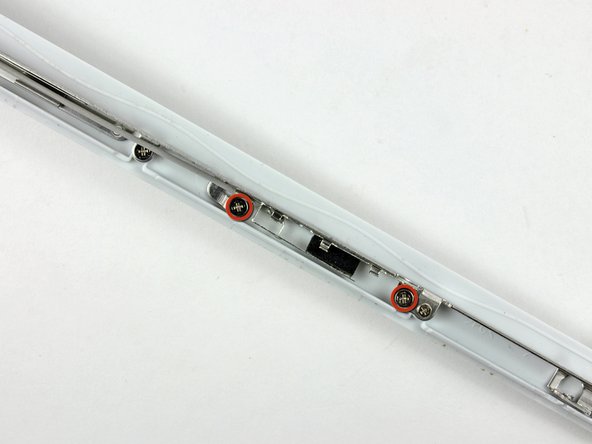 iBook G3 14" Front Display Bezel Replacement: step 60, image 1 of 2