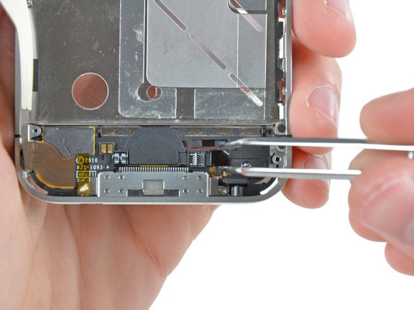 iPhone 4 Home Button Replacement: step 32, image 1 of 1