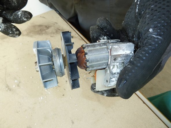 Orbital Sander: step 3, image 2 of 3