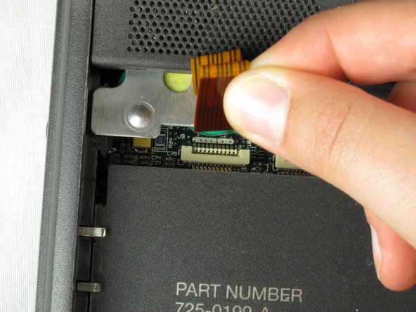 PowerBook 3400 M3553 Display Replacement: step 9, image 2 of 2