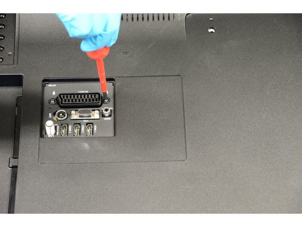 Toshiba 48L1443DG TV set, Opening: step 1, image 2 of 2