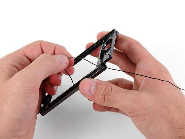 Nintendo 3DS Wi-Fi Antenna Replacement: step 40, image 1 of 2