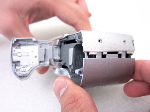 Canon PowerShot A550 LCD Screen Replacement: step 4, image 1 of 2