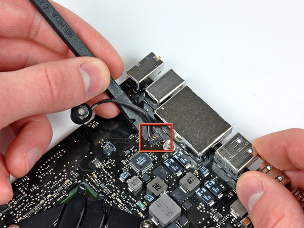 MacBook Pro 15" Unibody Mid 2009 Logic Board Replacement: step 32, image 1 of 1