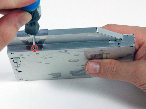 MacBook Pro 17" Models A1151 A1212 A1229 and A1261 Optical Drive Replacement: step 17, image 1 of 1