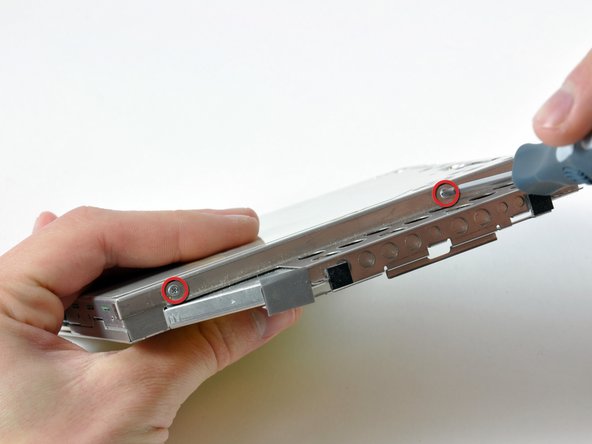 PowerBook G4 Aluminum 15" 1-1.5 GHz Optical Drive Replacement: step 22, image 1 of 1