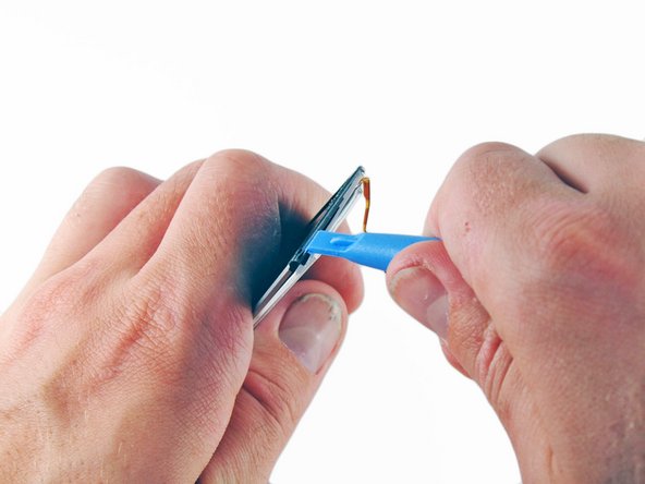 iPod Nano 5th Generation Display Replacement: step 23, image 2 of 2