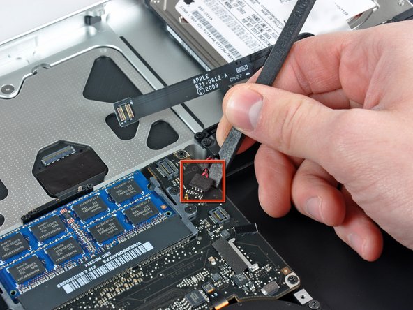 MacBook Pro 15" Unibody Mid 2009 Subwoofer/Right Speaker Replacement: step 17, image 1 of 1