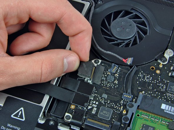 MacBook Pro 13" Unibody Mid 2010 AirPort Antenna Replacement: step 5, image 1 of 1