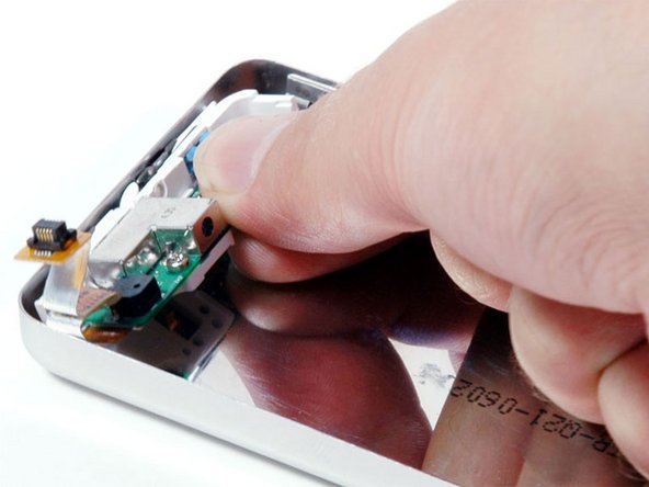 iPod 4th Generation or Photo Rear Panel Replacement: step 10, image 1 of 1