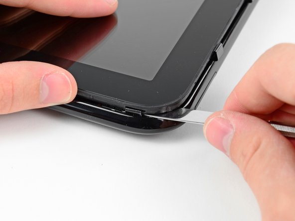 HP TouchPad Headphone Jack Replacement: step 6, image 1 of 2