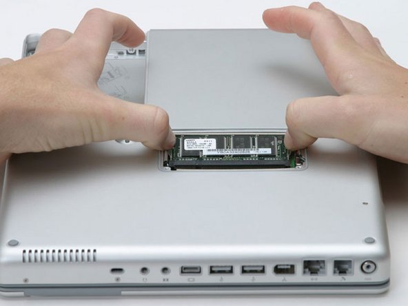 PowerBook G4 Aluminum 12" 867 MHz RAM Replacement: step 3, image 1 of 1