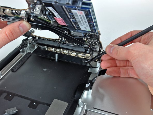 MacBook Pro 15" Unibody Mid 2009 Logic Board Replacement: step 26, image 1 of 1