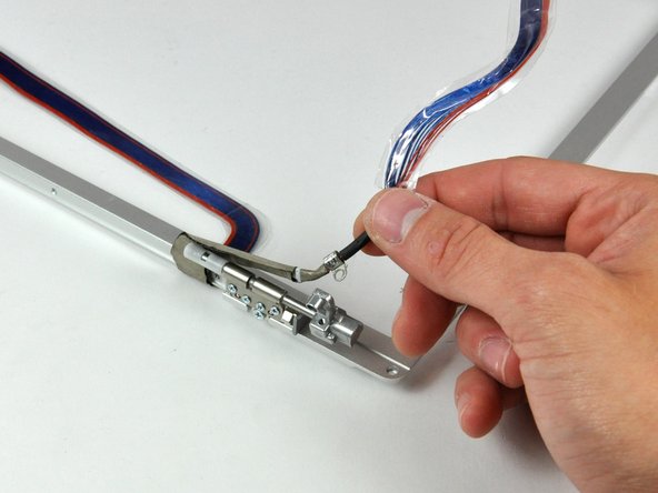 PowerBook G4 Aluminum 15" 1.5-1.67 GHz Front Display Bezel Replacement: step 58, image 2 of 2