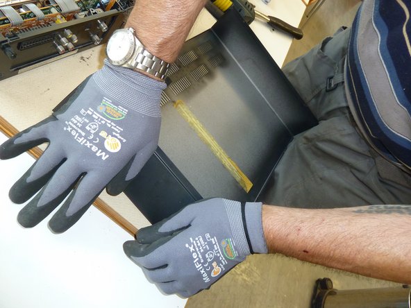 VHS Tape Player: step 3, image 2 of 3