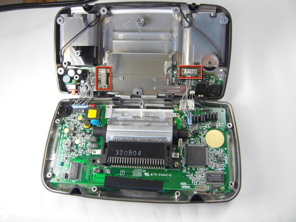 Sega Game Gear Case Replacement: step 8, image 1 of 3