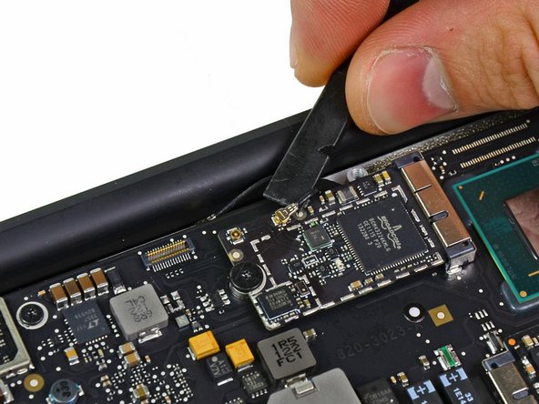 MacBook Air 13" Mid 2011 Logic Board Replacement: step 23, image 2 of 2