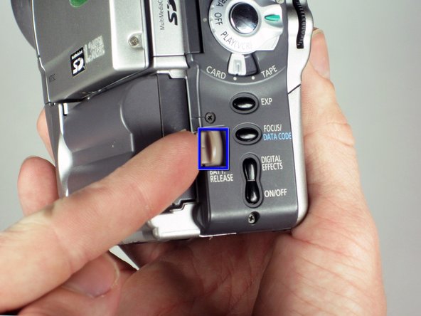 Removing Side Panel on Canon Optura 100MC: step 3, image 1 of 1