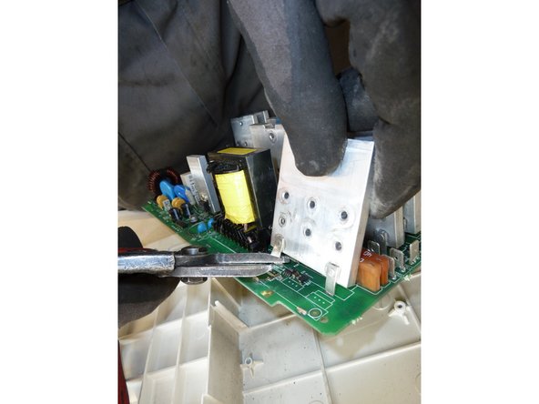 UPS (Uninterrupted Power Supply): step 9, image 2 of 3