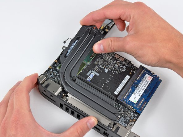 Mac Mini Mid 2010 Heat Sink Replacement: step 24, image 1 of 1
