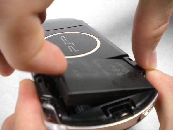 PSP 300xc Front Case Replacement, PSP 300xc Front Case Replacement: step 1, image 2 of 2