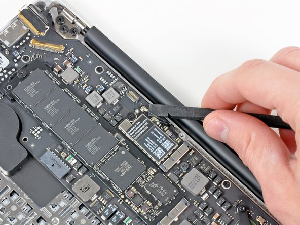 MacBook Air 13" Late 2010 Logic Board Replacement: step 21, image 1 of 2