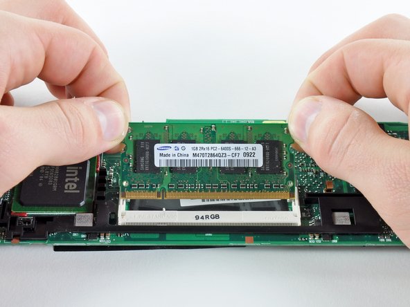 HP Mini 1000 Motherboard Replacement: step 40, image 2 of 2