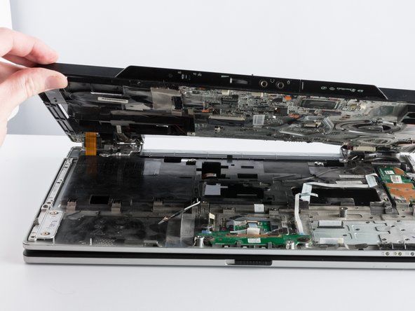 Toshiba Satellite M45 Speakers Replacement: step 10, image 2 of 3