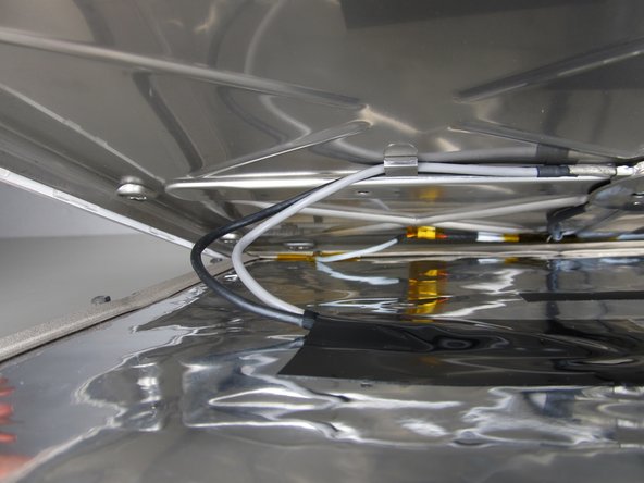 iMac G4 Screen Replacement: step 7, image 1 of 2