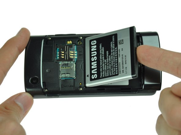 Samsung Captivate Battery Replacement: step 3, image 1 of 1
