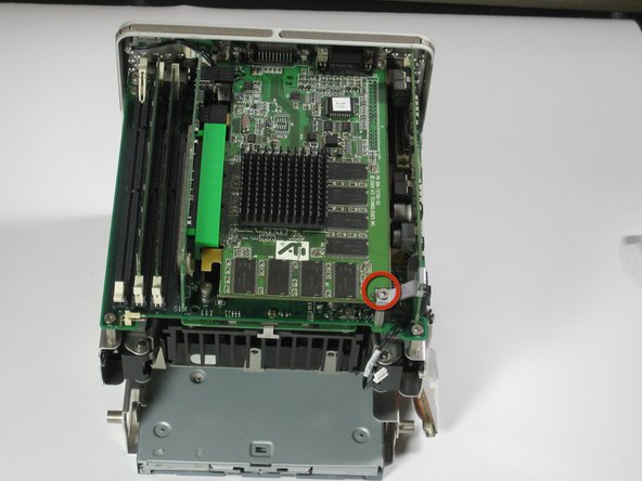 Power Mac G4 Cube Modem Replacement: step 6, image 1 of 1