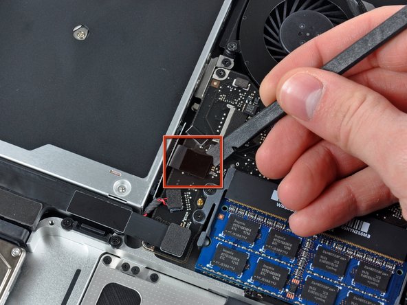 MacBook Pro 15" Unibody Mid 2009 Subwoofer/Right Speaker Replacement: step 12, image 1 of 1