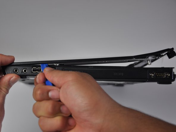 Disassembling HP Compaq NC6120 Laptop: step 10, image 2 of 3