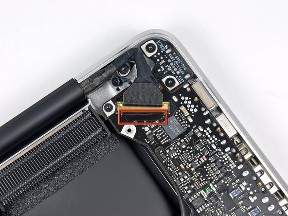 MacBook Pro 15" Unibody Mid 2009 Heat Sink Replacement: step 21, image 1 of 2