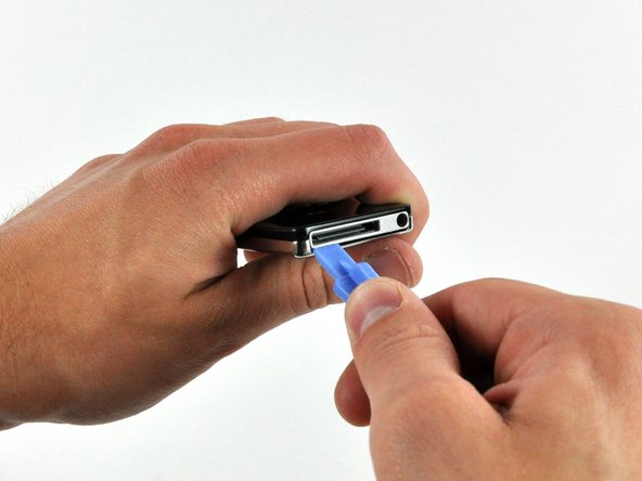 iPod Nano 1st Generation Front Panel Replacement: step 3, image 2 of 2