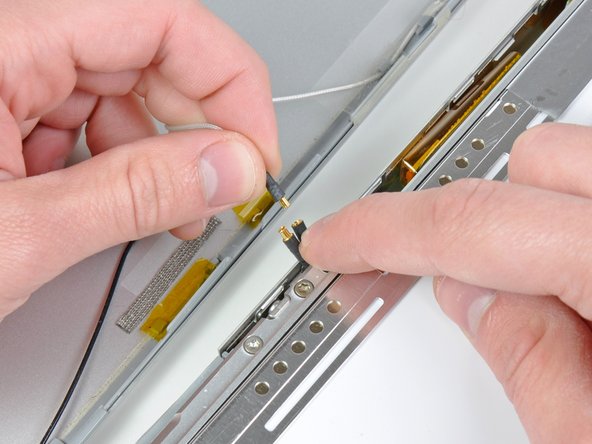 PowerBook G4 Aluminum 15" 1.67 GHz Rear Display Bezel Replacement: step 11, image 2 of 2