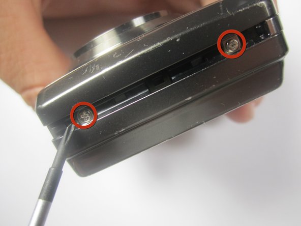 Nikon CoolPix S600 LCD Replacement: step 4, image 1 of 2