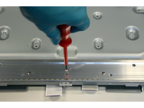 LG 47LM760S TV set, Removal of Backlights (LED): step 7, image 2 of 3