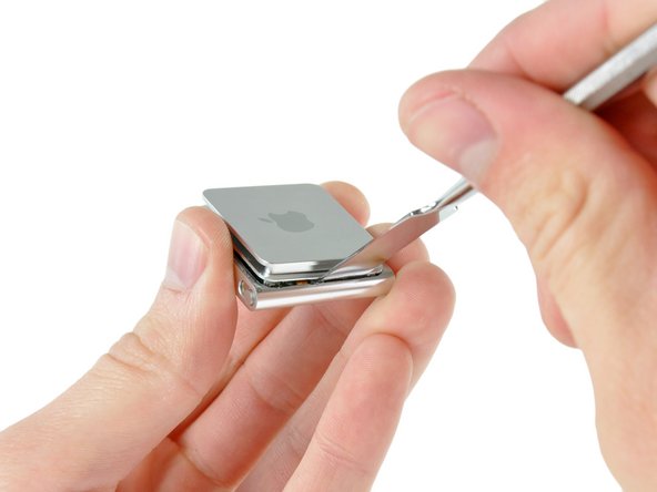 iPod Shuffle 4th Generation Logic Board Assembly Replacement: step 2, image 2 of 2