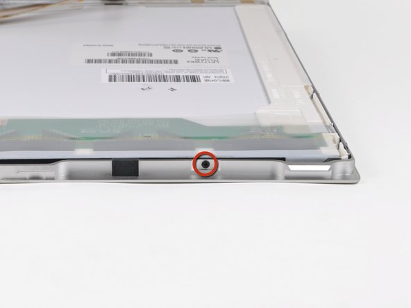 MacBook Pro 17" Models A1151 A1212 A1229 and A1261 LCD Replacement: step 28, image 2 of 2